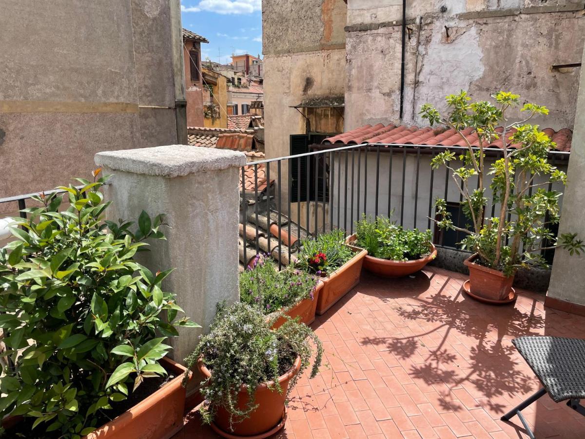 فيلا رومافي Campo De Fiori Palace المظهر الخارجي الصورة